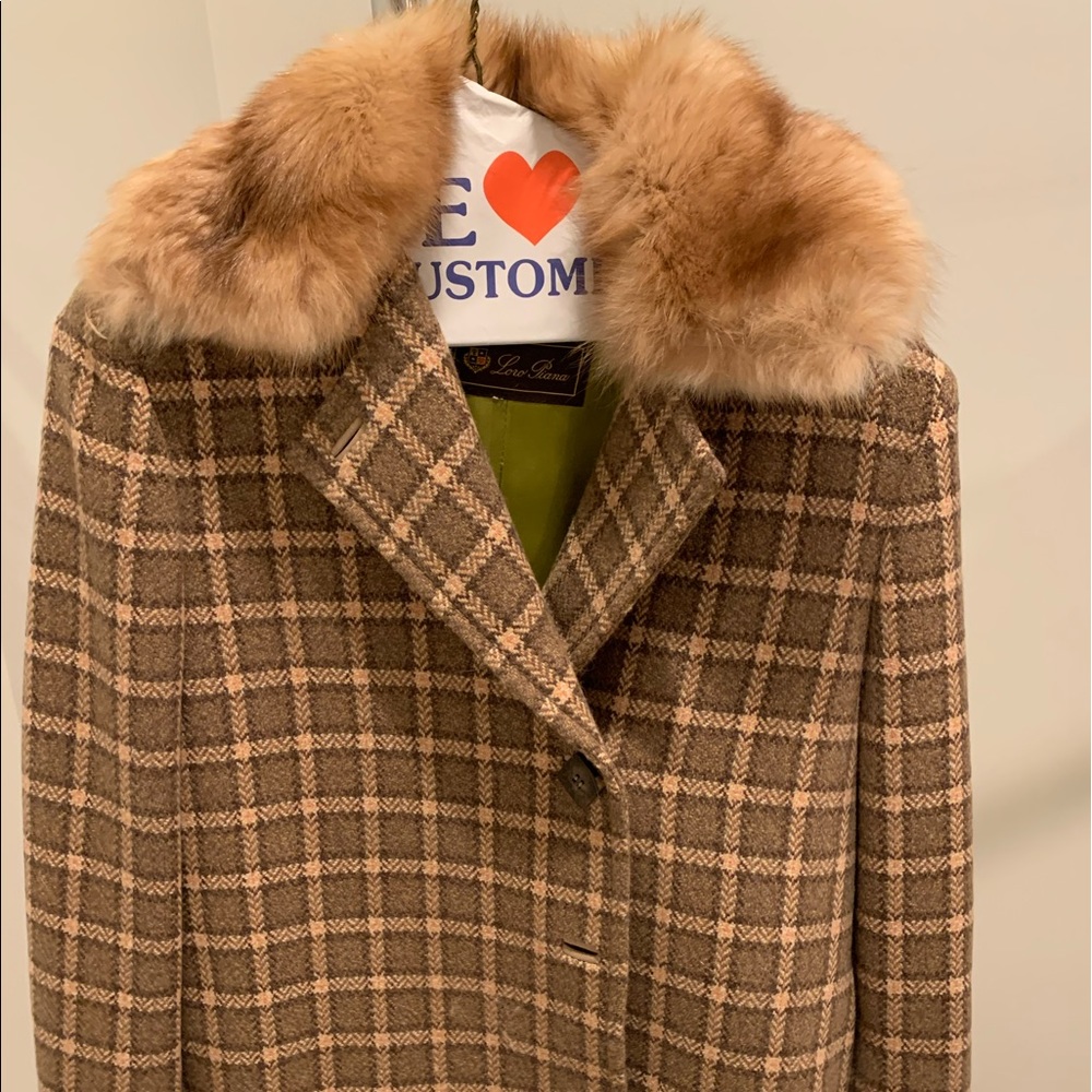 Elegant sophisticated Loro Piana cashmere fur